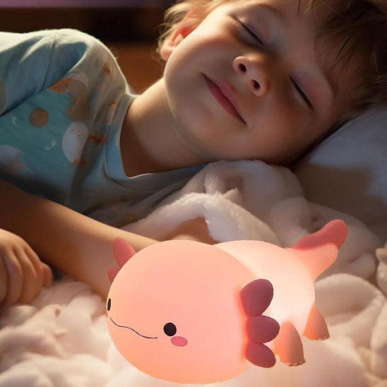 veilleuse bébé axolotl un tout petit dort avec 